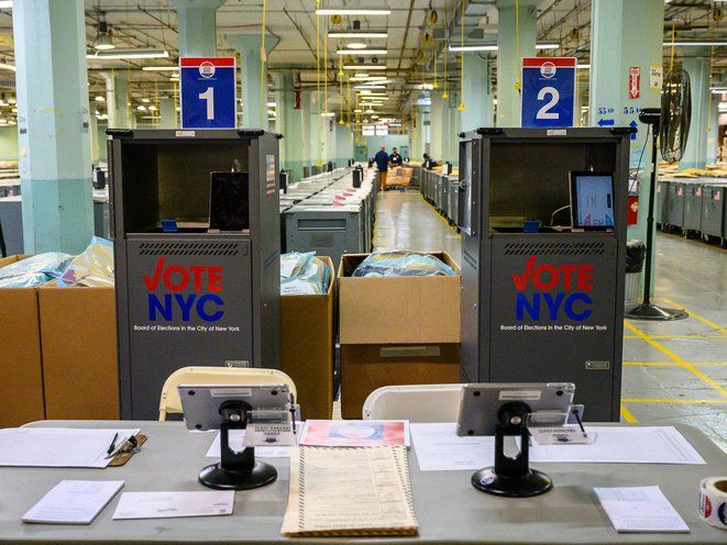 early voting poll station set up in NYC