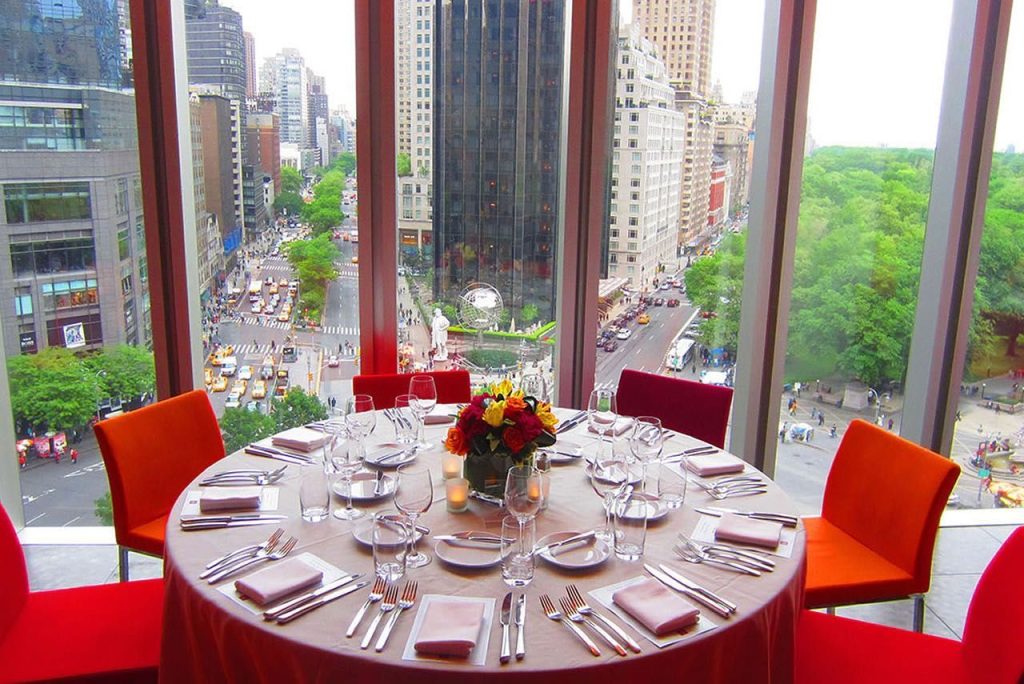 inside of robert looking over columbus circle