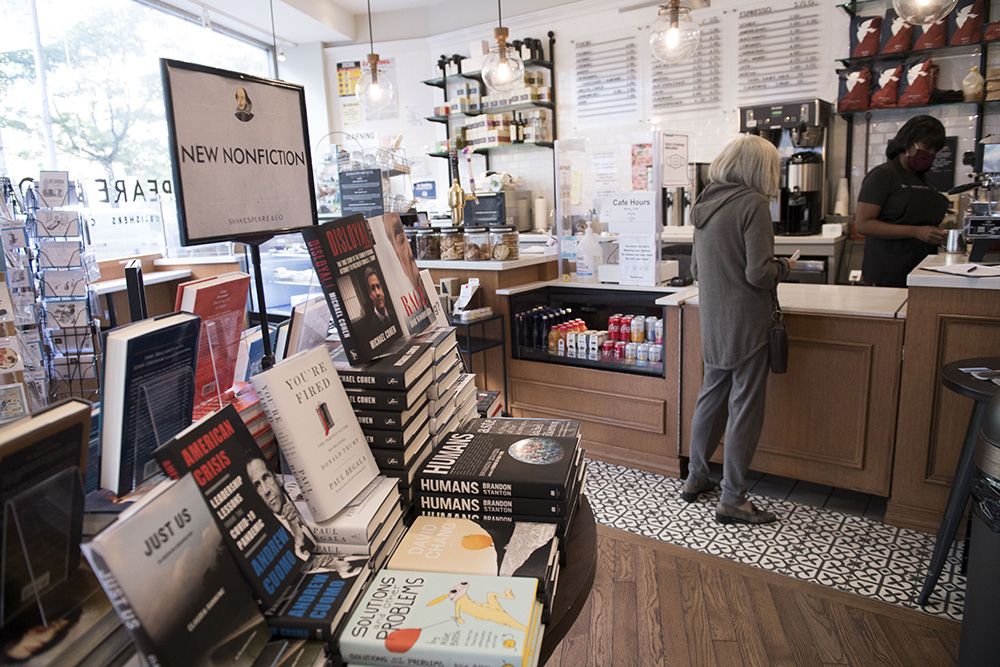 shopper in shakespeare and co