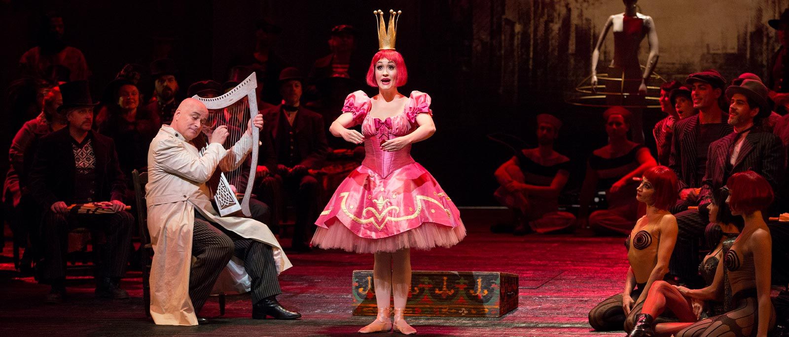 a shot of the stage performance of Offenbach’s Les Contes d’Hoffmann