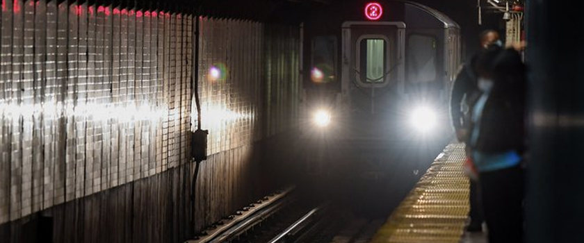2 train approaching station
